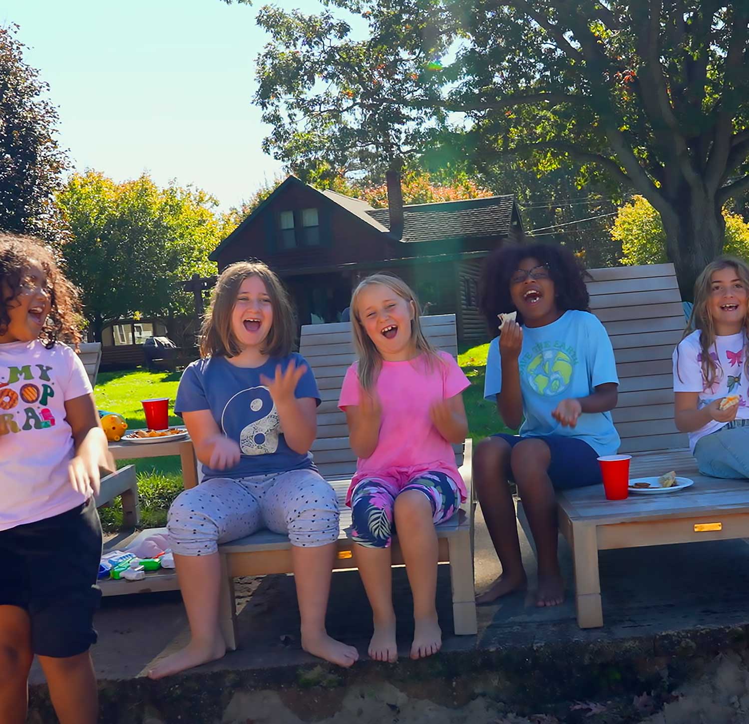 Family activities and outdoor games at South Shore Resort & Retreats western Michigan